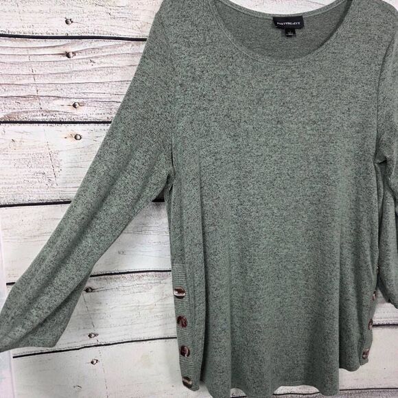 Fortune + Ivy Sage Green Button Side Tunic Top L - Picture 2 of 6